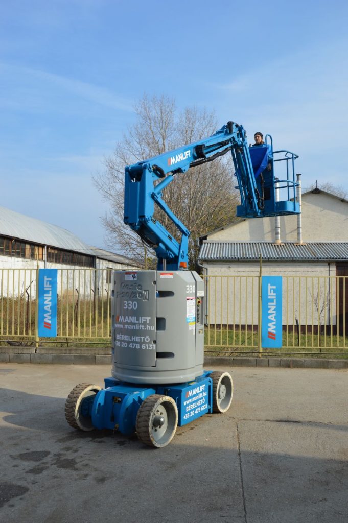 Genie Z-30/20 NRJ Articulated Battery-Powered Boom Lift