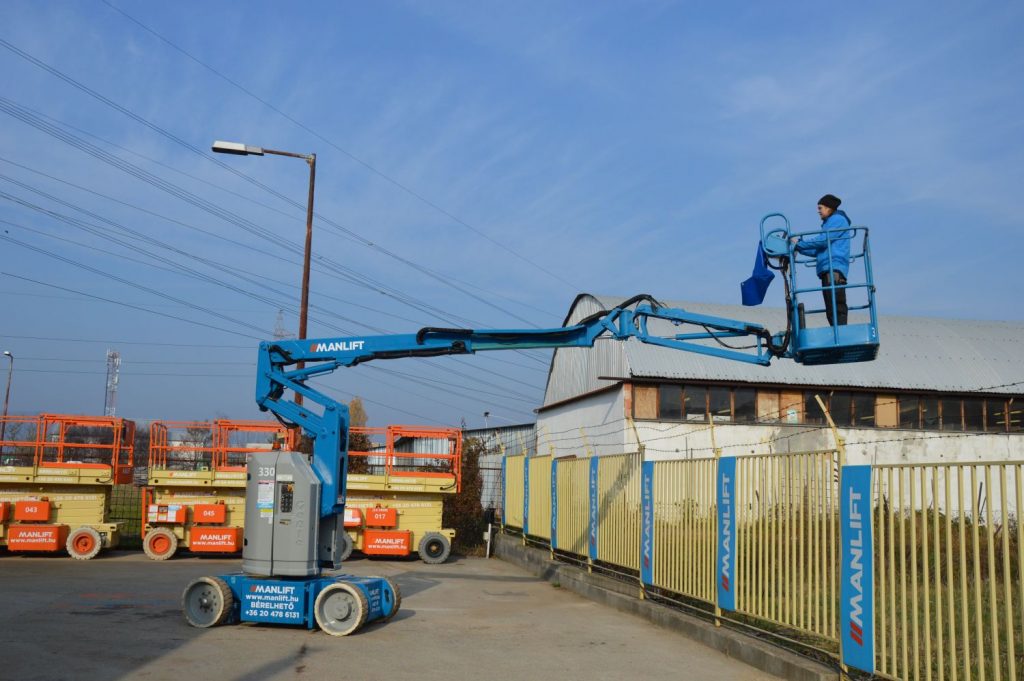 Genie Z-30/20 NRJ Articulated Battery-Powered Boom Lift
