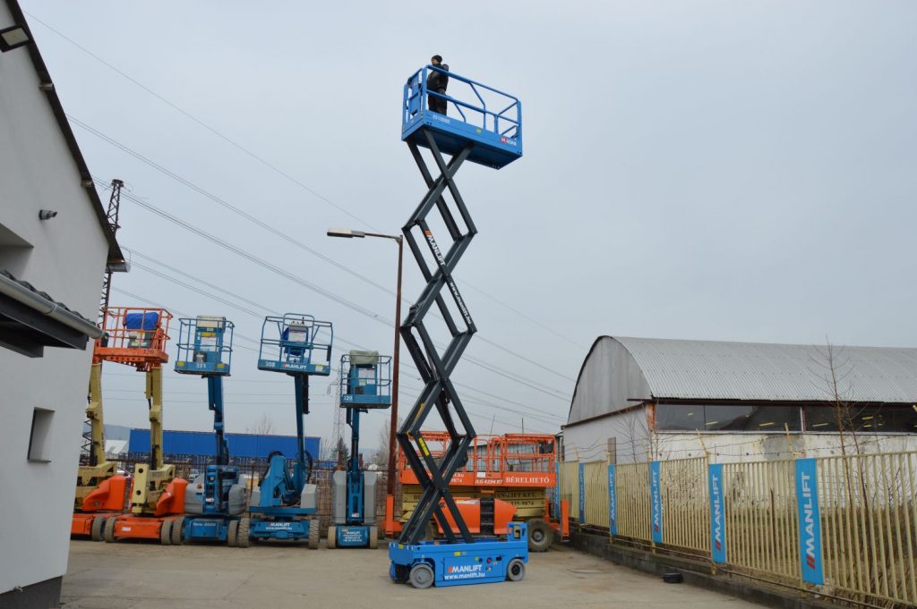 Magni ES 1008 E Battery-Powered Scissor Lift