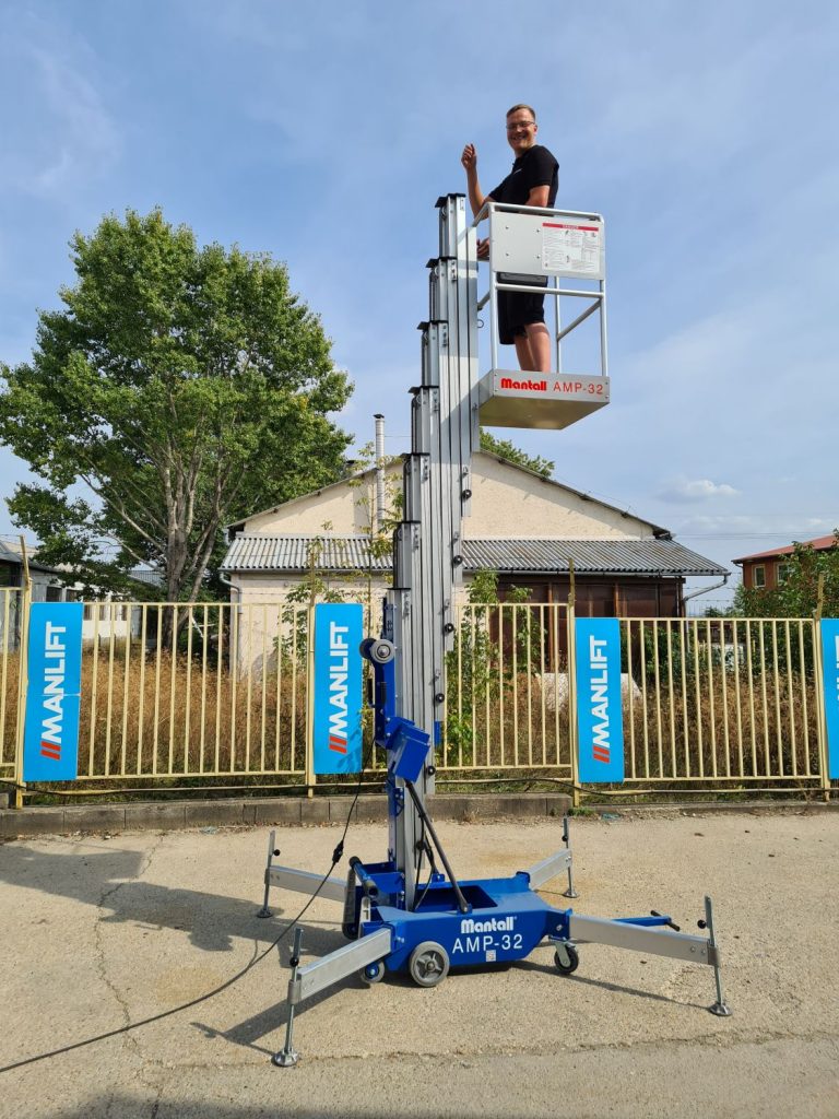Mantall AMP32 (AC) típusú tolható könnyűszerkezetű emelő