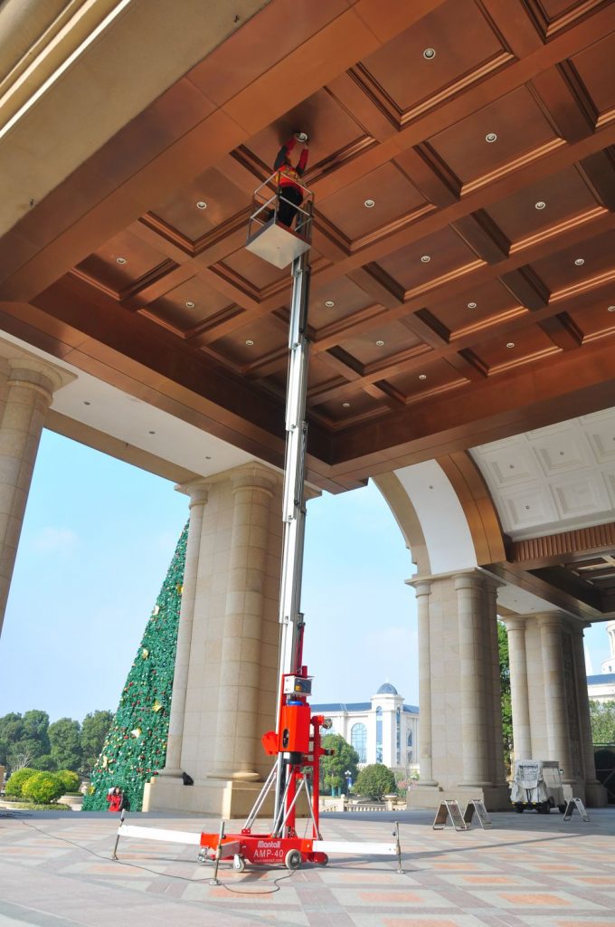 Mantall AMP32 (AC) típusú tolható könnyűszerkezetű emelő